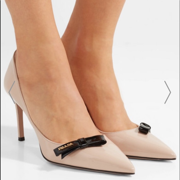prada logo bow pointy toe pump